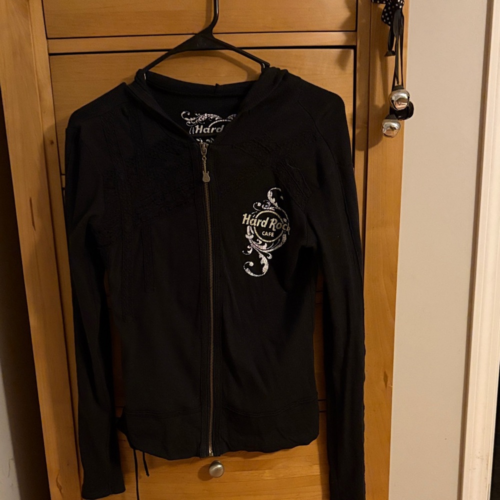Hard Rock Cafe Women's Black Zip-Up Sweatshirt
